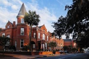 The Mansion On Forsyth Park And 700 Drayton Restaurant, Savannah