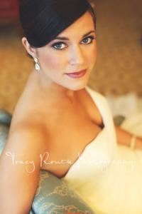 Mandy McKenna, Saint Louis — I am a hair & makeup artist who has been in the beauty industry for about 10 years. For the last five years, I have been focusing on weddings, photoshoots and runway. 

I cater to the bride and bridal party by going on location and alleviating the stress of going to the salon. Let me pamper you on your special day and enhance your natural beauty!