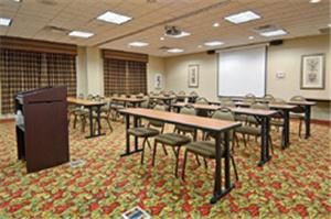 Orlando Room, Wingate by Wyndham at Orlando International Airport, Orlando