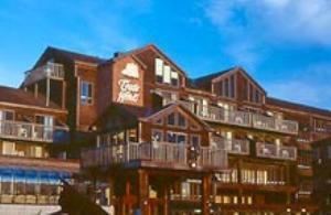 Trade Winds Motor Inn, Rockland — With 138 rooms including 15 suites, we offer a variety of rooms, many with balconies overlooking Rockland Harbor, Rockland Breakwater Lighthouse, and the marinas.