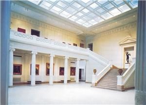 Great Hall, New Orleans Museum of Art, New Orleans — The grand staircase is complimented by soaring neoclassic white columns, providing a canvas on which to create a magnificent event.