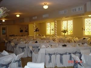 Social Hall, Sara Ellen & Samuel Weisfeld Center, Dallas — The Social Hall is a beautiful setting for this reception seating 250 guests.