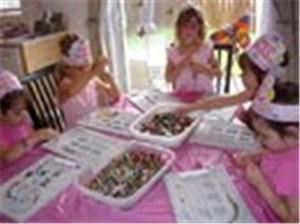 Beading Buds, Mississauga — Beading Birthday Party for a 6 year old girl.