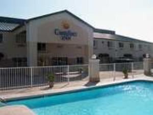 Hotel located at I-244 and Sheridan Road. King, Doubles and Jacuzzi Suites available. High Speed Wireless Internet, Deluxe Continental Breakfast included with room rate, coffee makers, blowdryers, iron/ironing boards available