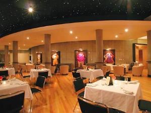 Opera House, Kevin Taylor's - At The Opera House, Denver — Sophisticated elegance ‚ Kevin Taylor's at the Opera House offers a unique experience for all of your dining needs, from a fabulous affair in the main restaurant to private catered functions in the Chambers-Grant Salon. Our professional staff will cater to your every need.