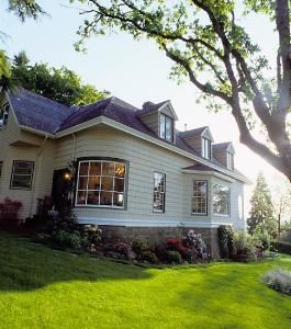 Front Gardens, The Campbell House, A City Inn, Eugene