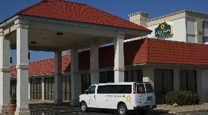 La Quinta Inn & Suites Wichita Airport