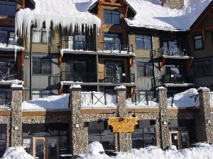 Peaks Grill