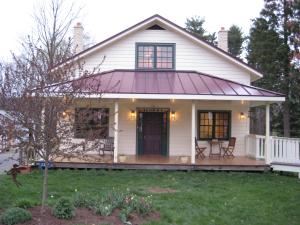Dancing Bear Lodge