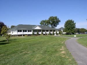 Twin Oaks Golf & Plantation Club, Latonia
