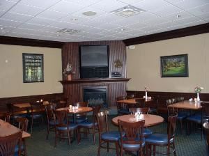 Oak Room, Twin Oaks Golf & Plantation Club, Latonia