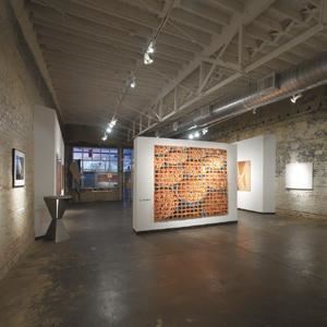 Plus Gallery