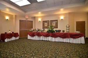 Virginia Dare3, BEST WESTERN PLUS Heritage Inn, Rancho Cucamonga — Virginia Dare is our most flexible event space with 1300 square feet we can accomodate any type of set up with up to 175 people theater style or 100 people banquet style set up.