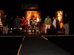 3 RING CIRCUS-Americas Party Band