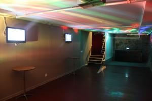 Entire Facility, Suite 116, New York