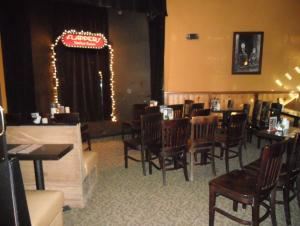 YooHoo Room, Flappers Comedy Club & Restaurant - Burbank, Burbank