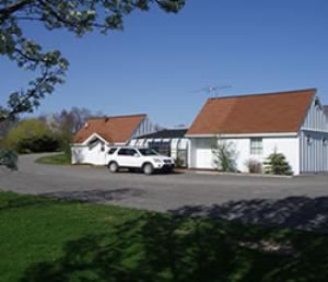 Tennis Country Cottage, La Tourelle Resort & Spa, Ithaca