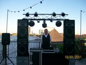 Paradise Mobile Entertainment, Navarre