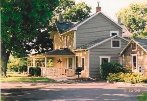 1840 House at Sugar Valley Country Club, Bellbrook — SVCC is more than a golf club. We own a historic facility, on site, where members and non-members can book overnight stays for friends or family, parties and banquets and business meetings. This home, built in 1840, is an ideal place for entertaining and sharing memorable events.*Please call Banquet Manager, Yvonne O'Hare to check availability or to schedule a tour of this lovely facility. Our dining    room is also available for off-peak functions and larger groups. 

Call Dining Room/Banquet Manager, 
Yvonne O'Hare at 937-372-9400