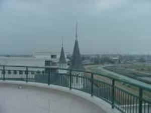 Jockey Club Balcony, Churchill Downs - Home of the Kentucky Derby, Louisville — Sixth floor balcony looking towards the Spires