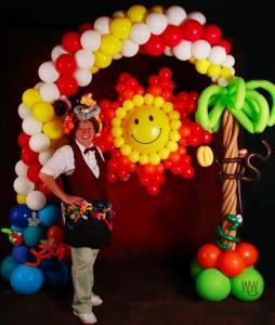 U-PICK PARTIES, Collingwood — Making your event memorable through unique balloon art and entertainment.