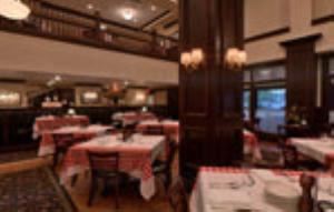 Dining Room, Maggiano's Little Italy - Milwaukee, Milwaukee — Dining Room