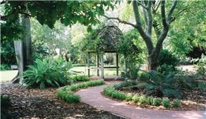 Outdoor Wedding Ceremony (Monday - Thursday), Marie Selby Botanical Gardens, Sarasota — Gazebo wedding setting