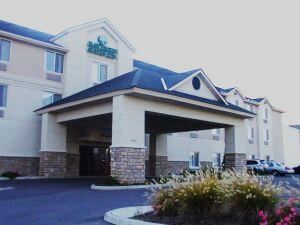 Hawthorn Suites - Columbus West, Columbus
