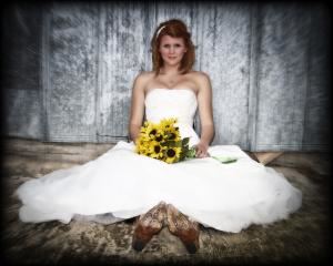 Steve Robinson Photography, Sanger — I am a full service wedding photographer that works with any budget. I have over 16years experience as a professional. I would love to help capture your special day.