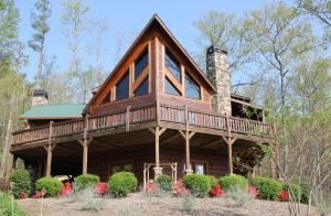 Tuckaway Ridge Mountain Cabin, Blue Ridge — Tuckaway Ridge Mountain Cabin in Blue Ridsge, GA
