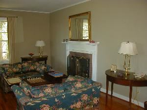 Calhoun Manor, Sleepy Hollow, Clemson — Large Living Dining room with Shotgun Style from the 40 x 12 front porch, the 18 x 11 foyer, the 27 x 15 living/dining, to the 25 x 8 sun room looking to the woods and mountains.

Great retreat for the out of town guests attending your Sleepy Hollow Event.  

Good for Clemson University Events also.