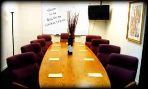 Conference, Quality Inn Denver, Denver — Executive Board Room available. Free WI-FI access, Food & Beverage department onsite. Audio-Visual capabilities in-house. Business services available. Lobby Business Center Complimentary.
