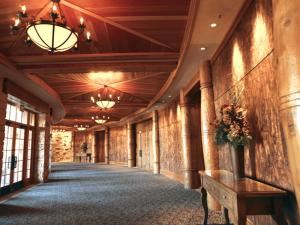 Pre Function, Stein Eriksen Lodge, Park City