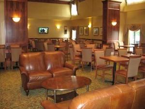 Joe & Maria, Hampton Inn Boston-Norwood, Norwood