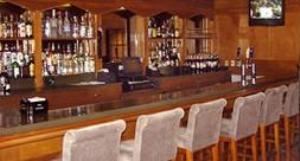 Lobby Lounge, Avalon Inn And Resort, Warren
