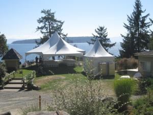 In-Tents Rentals, Sechelt — Create your own spaces for that special occasion. Please call us at 604-740-2374 or 604-740-2675.