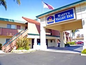 Best Western Martys Valley Inn
