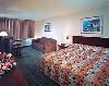 Comfort Inn & Suites Zoo/Sea World Area, San Diego — Guest room with sitting area