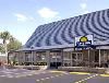 Days Inn North Of Busch Gardens, Tampa — Welcome to the Days Inn North of Busch Gardens! Easy access to I-275, our recently renovated hotel is located in the heart of it all, just minutes from Busch Gardens and USF. Also, Tampa International Airport, Ybor City, Raymond James Stadium, Lowery Park Zoo, Yankee Spring Training, Museum of Science and Industry (MOSI), Florida Aquarium, Port of Tampa and Downtown Tampa are all within 10 minutes of the hotel. Discounted Busch Gardens tickets are available at the hotel, please just ask us for assistance. Planning to dine out while visiting Tampa? Our hotel is perfectly situated with a great variety of restaurants, something to suit every tastebud, all within a five mile radius.