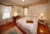 Mansion House Bed and Breakfast, Saint Petersburg — Caerphilly Room
