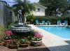 Mansion House Bed and Breakfast, Saint Petersburg — Courtyard and pool