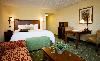 Hampton Inn & Suites Fort Myers-Colonial Boulevard, Fort Myers — Standard King Study guest room