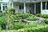 Abner Adams House Bed and Breakfast, Bloomfield — Gardens