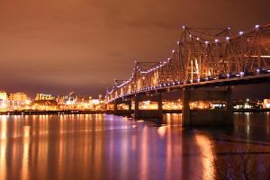 Illuminated Bridge Crossing Over The Illinois River